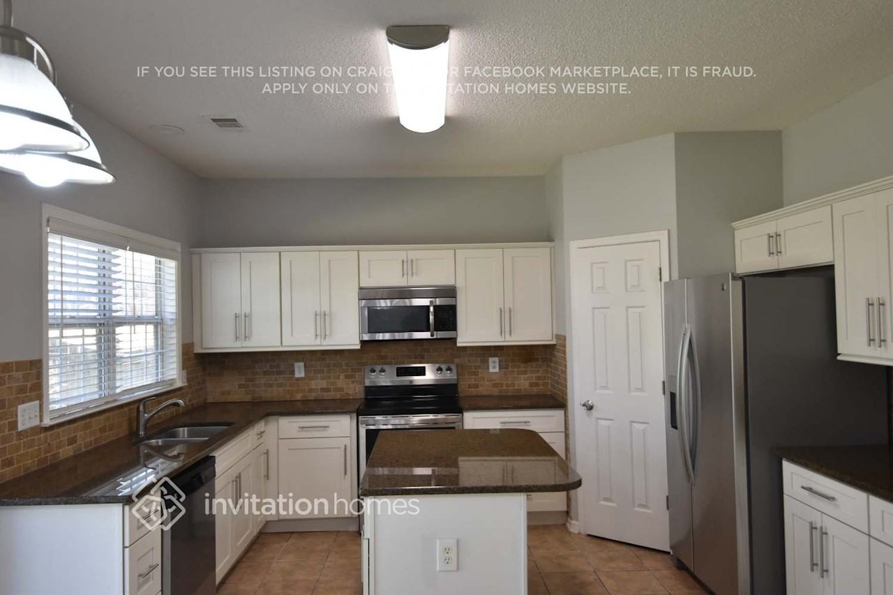 2868 Donamire Ln Nw - Photo 4 of 13