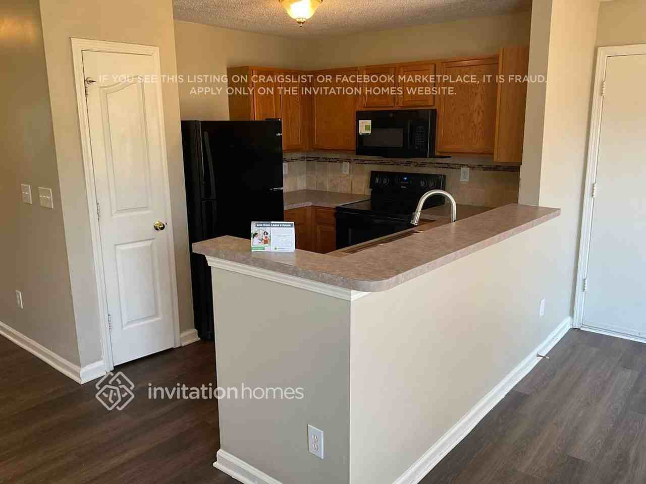 10810 Azure Valley Pl - Photo 7 of 15