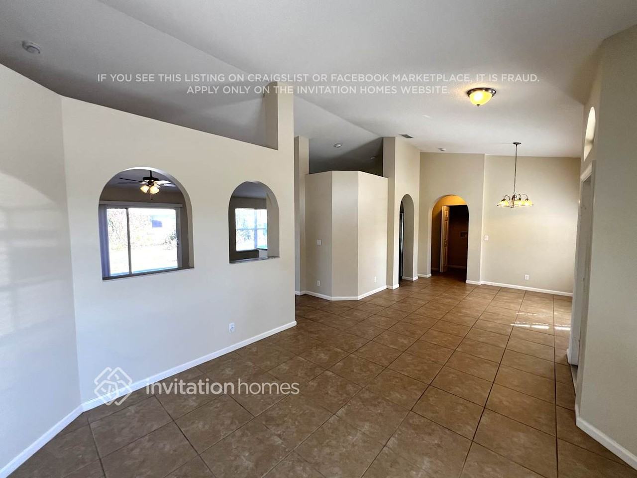 2133 Sw Pruitt St - Photo 3 of 16