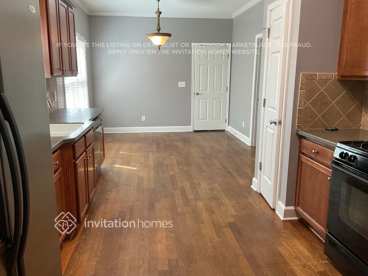 1085 Chippewa Oak Dr - Photo 4 of 8