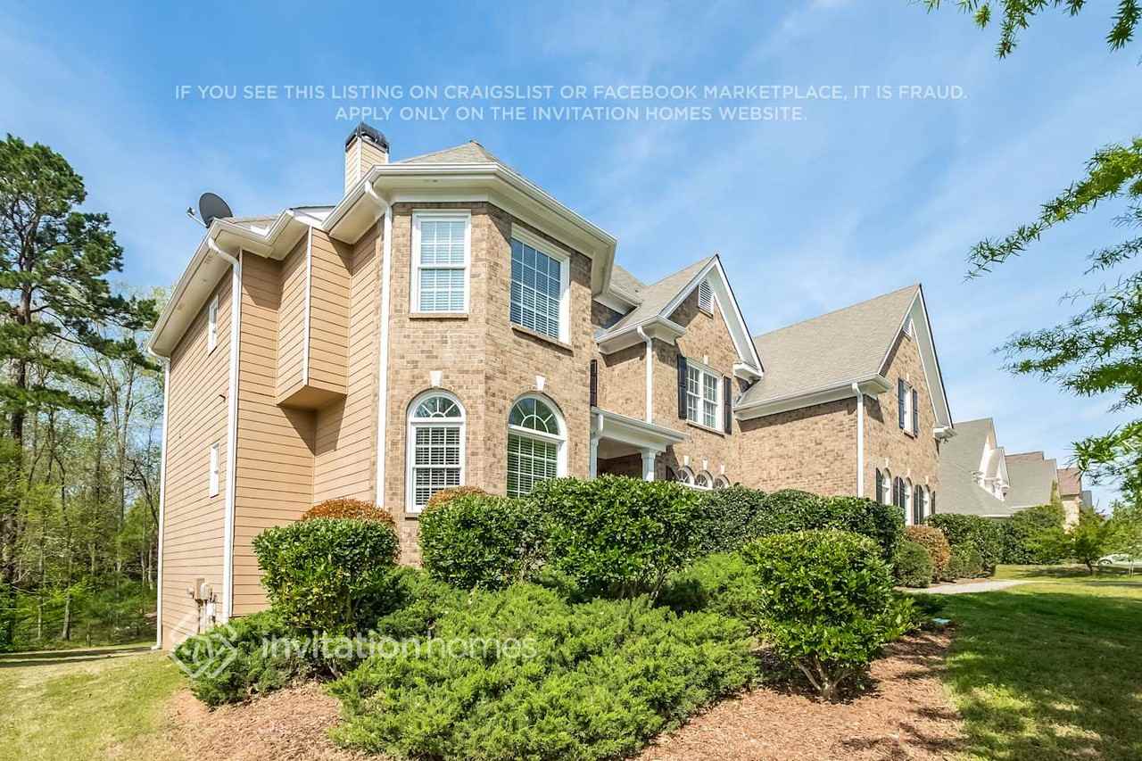 3864 Lost Oak Dr - Photo 2 of 22