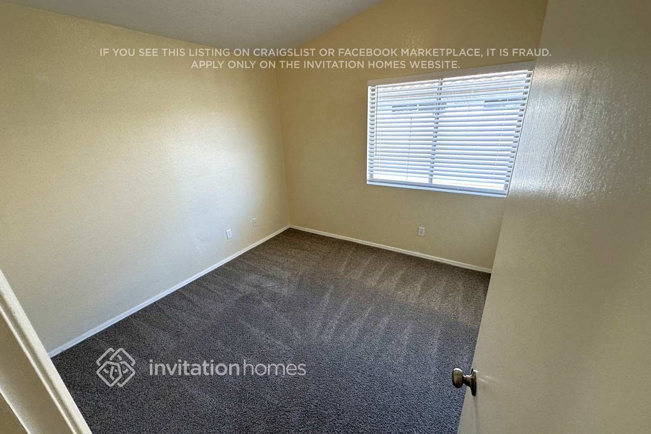 775 S Lanus Dr - Photo 6 of 14