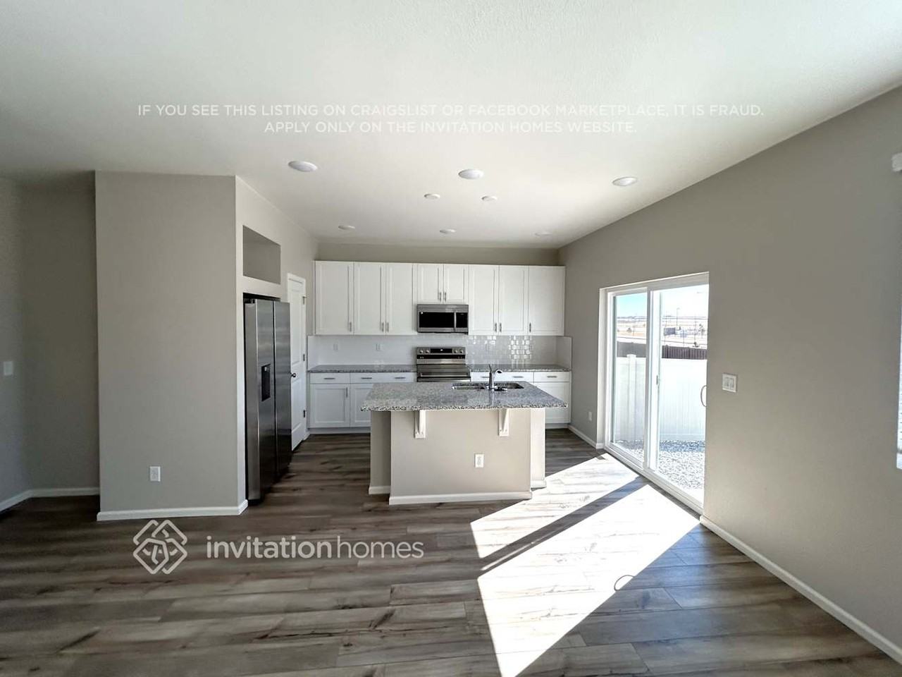 22322 E 38th Pl - Photo 3 of 12