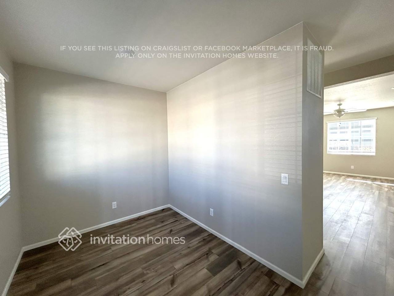 22322 E 38th Pl - Photo 4 of 12