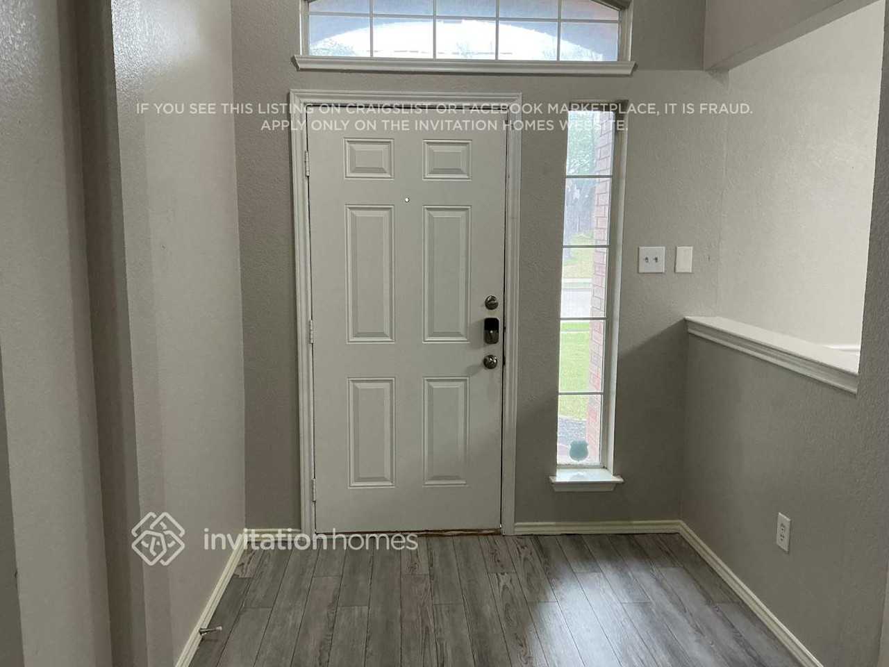 915 Sea Shell Dr - Photo 3 of 22