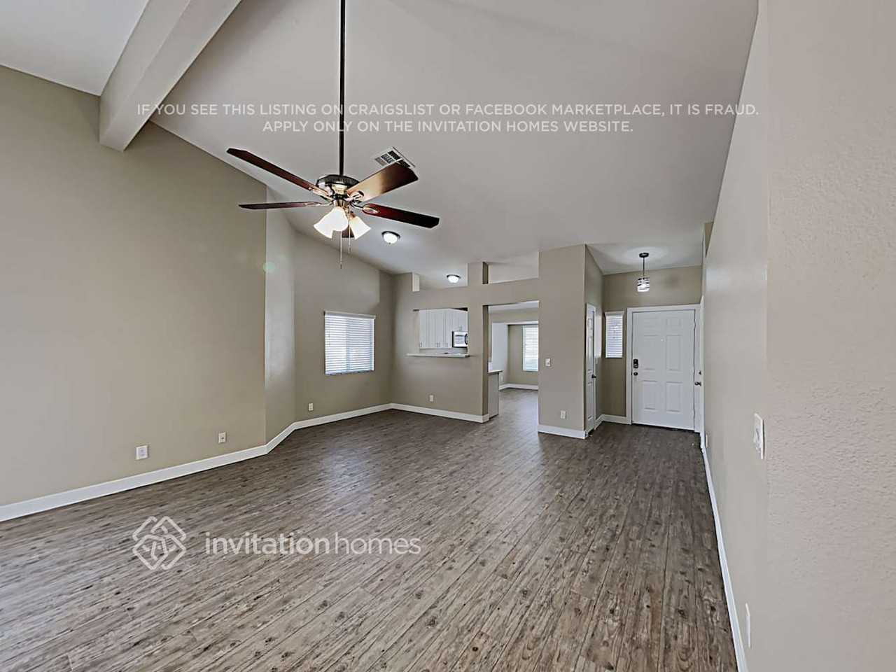 1613 Fig Palm Ct - Photo 3 of 18