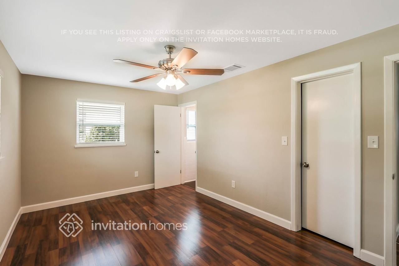 2388 Nash St - Photo 6 of 14