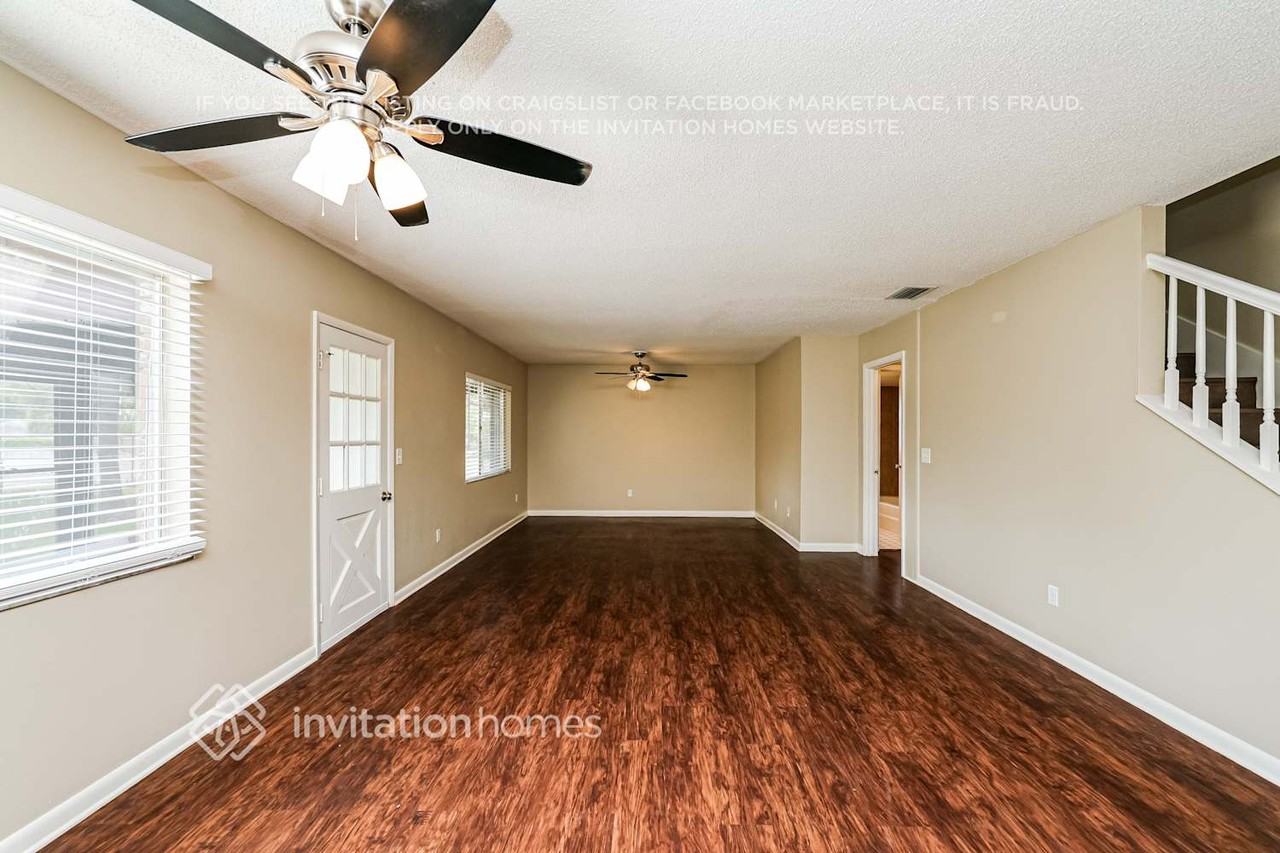 3308 Country Side St - Photo 7 of 18