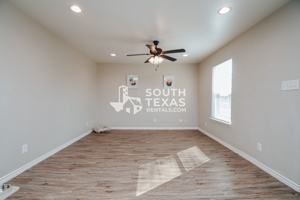 featured image of 807 Simpson RdApt D #D