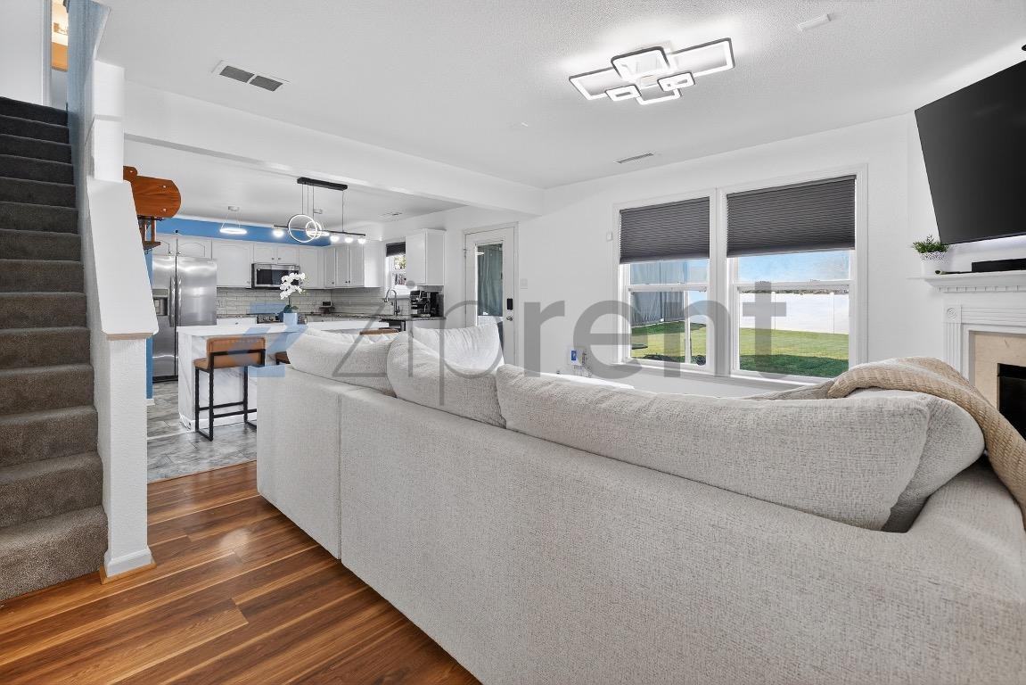 504 Zander Woods Ct - Photo 6 of 26