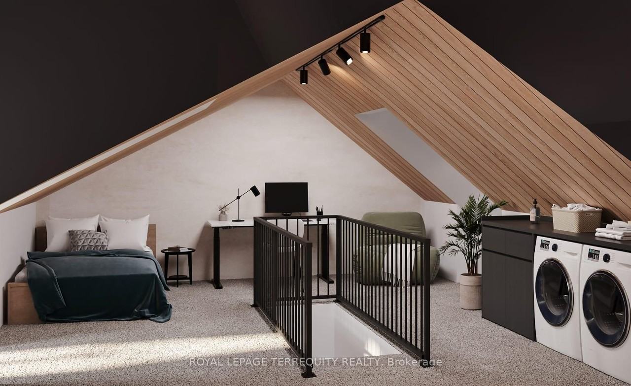 743 Gerrard Street East - Photo 4 of 11