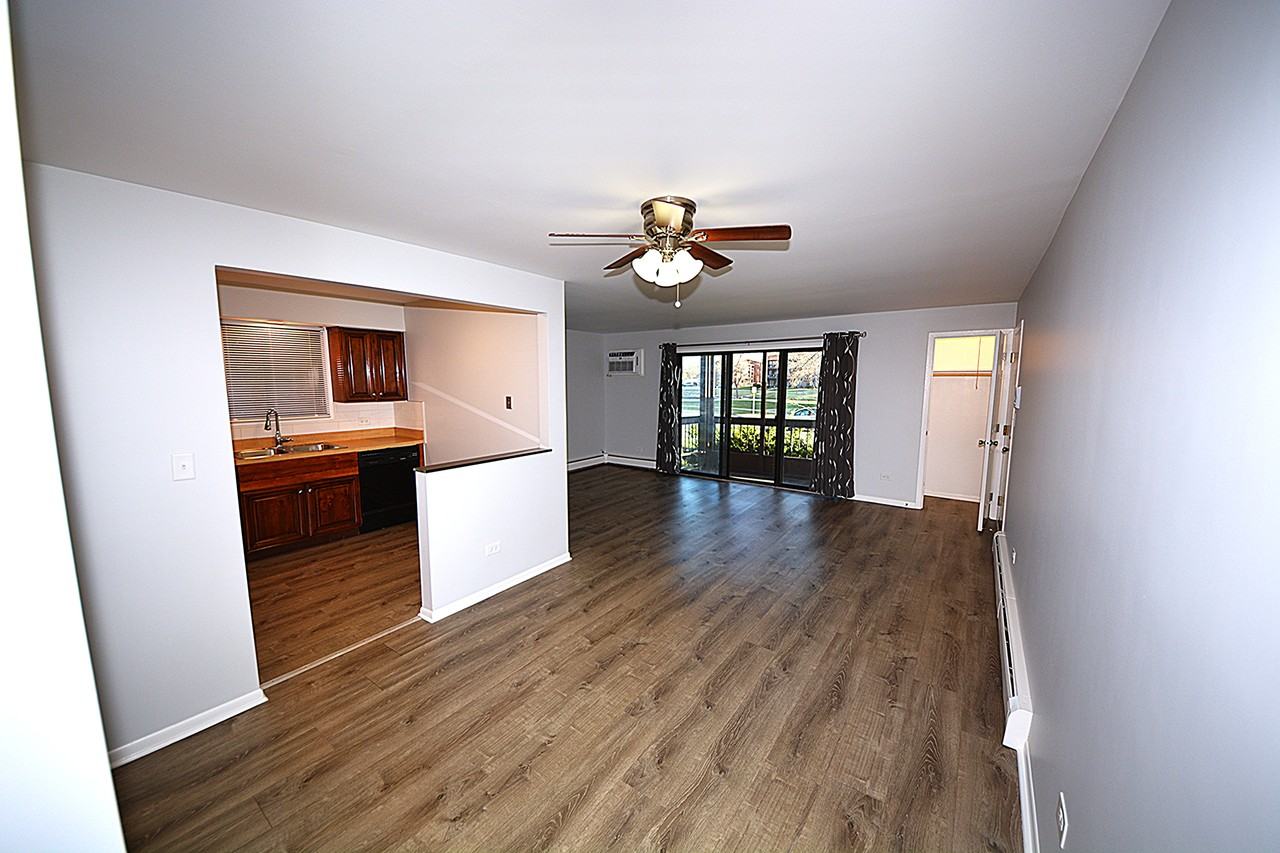 8624 Shagbark Court #1E - Photo 3 of 10