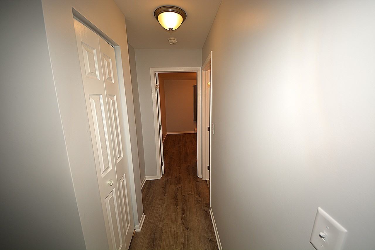 8624 Shagbark Court #1E - Photo 6 of 10