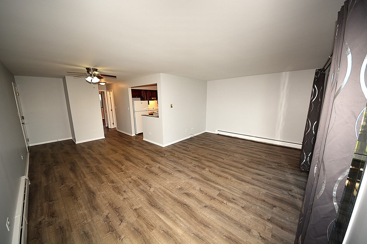 8624 Shagbark Court #1E - Photo 4 of 10