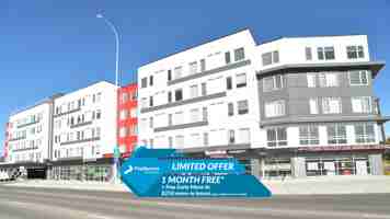 featured image of 1528 16 Ave Nw