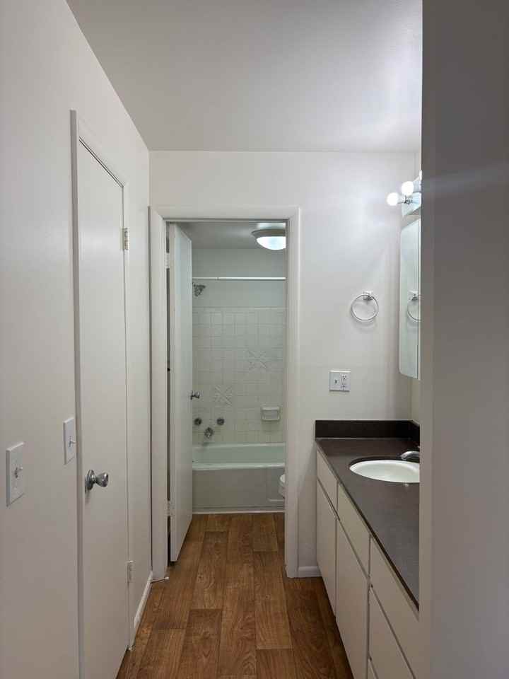 Victoria Canyon Apartments - Photo 5 of 50