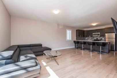 133 Sweetland Avenue - Photo 3 of 8