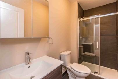 133 Sweetland Avenue - Photo 6 of 8