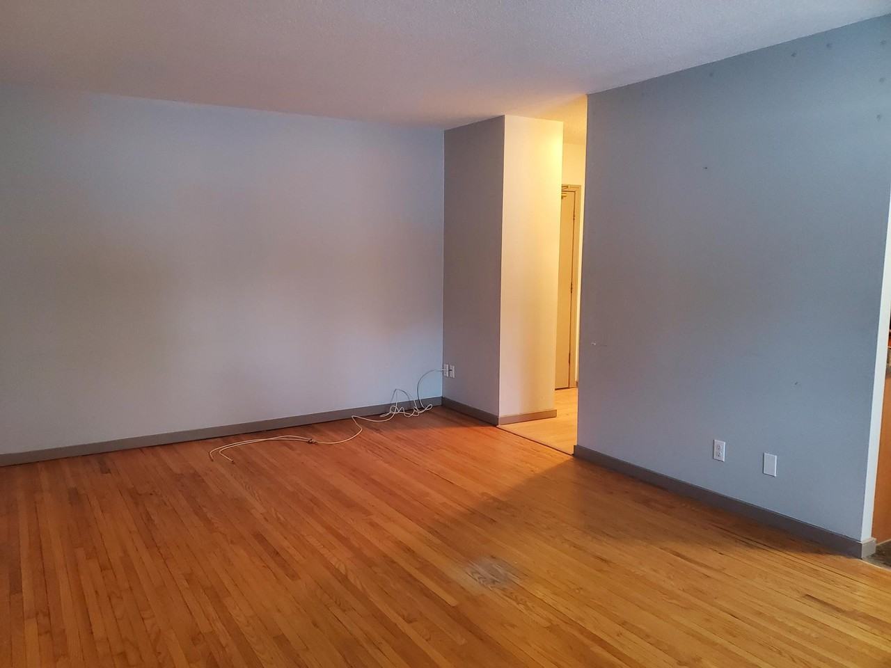 900 Norwich Avenue - Photo 5 of 11