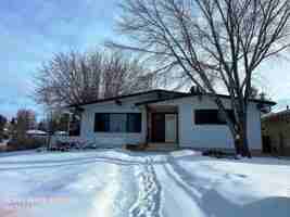 featured image of 10503 35a Ave Nw