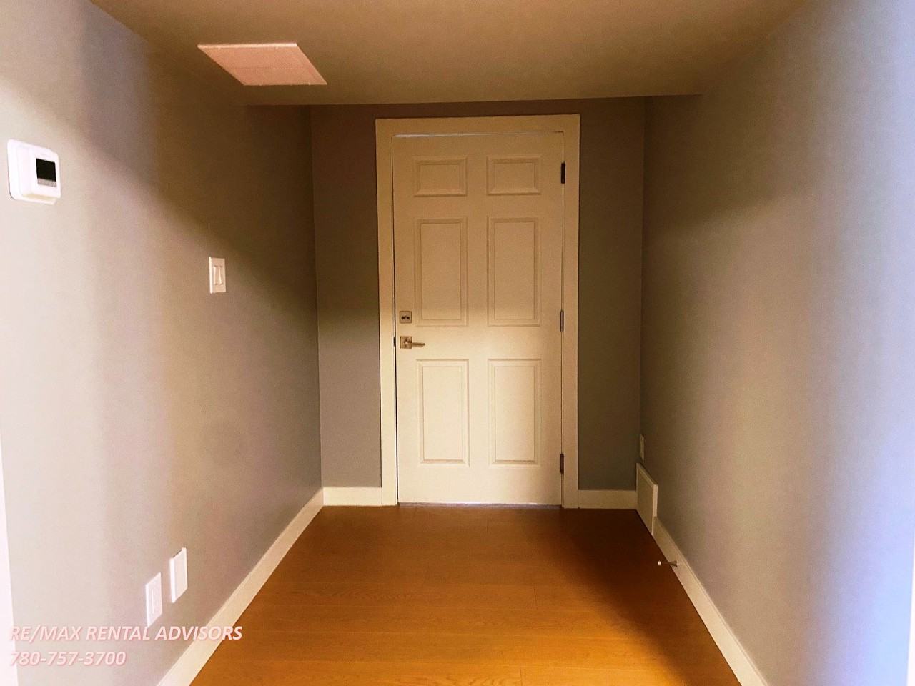 BSMT 10503 35A Avenue Northwest - Photo 2 of 13