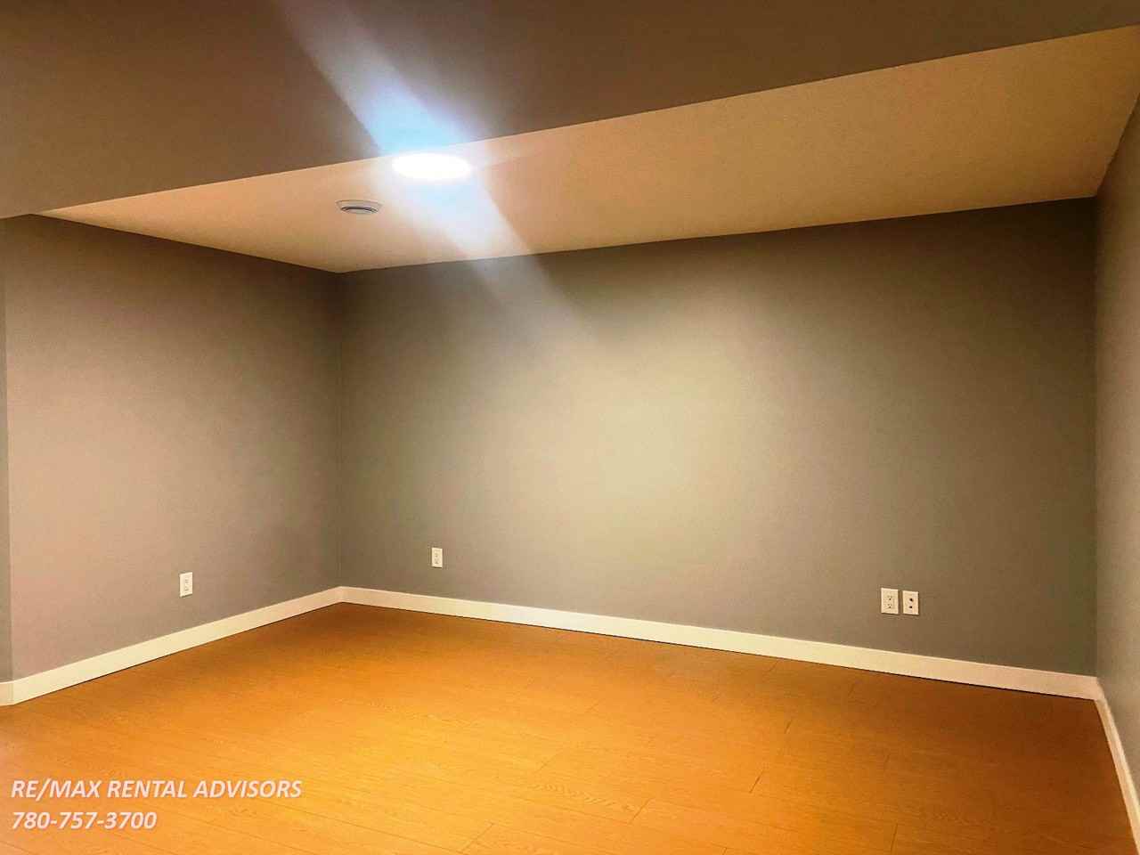 BSMT 10503 35A Avenue Northwest - Photo 5 of 13