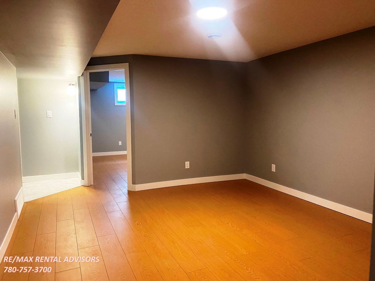 BSMT 10503 35A Avenue Northwest - Photo 6 of 13