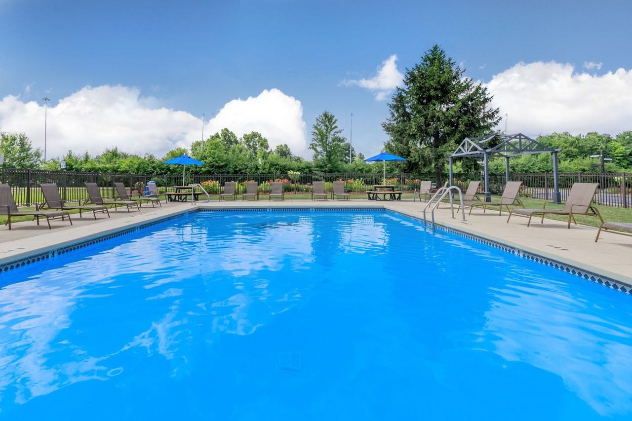 TOWNHOMES AT BLENDON - Photo 6 of 49