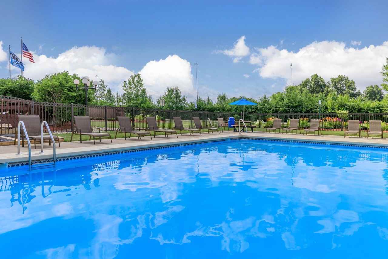 TOWNHOMES AT BLENDON - Photo 7 of 49