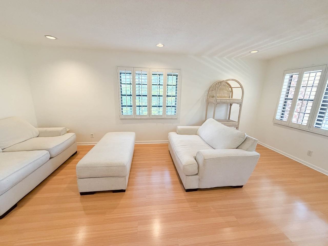 917 Northeast 16th Avenue #16 - Photo 7 of 21