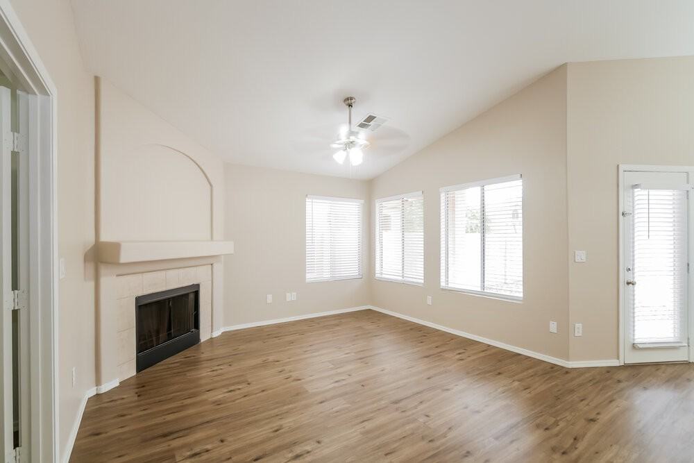 1434 E South Fork Dr - Photo 7 of 20