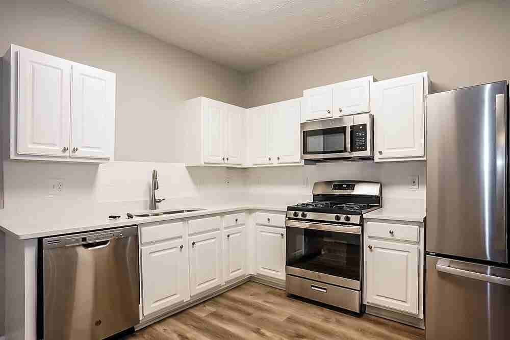 444 Village Bluff Dr - Photo 7 of 17