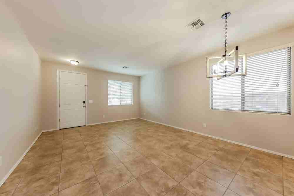 38502 N Pagoda Ct - Photo 3 of 19