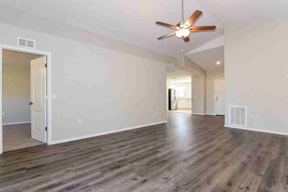 8179 Woodvine Cir - Photo 3 of 15