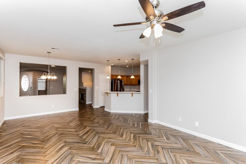 681 Fontayne Ave - Photo 4 of 16