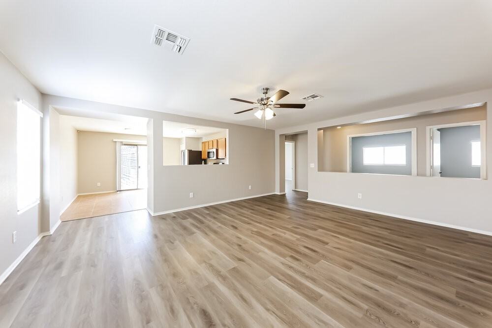 3033 W Desert Vista Trl - Photo 3 of 16