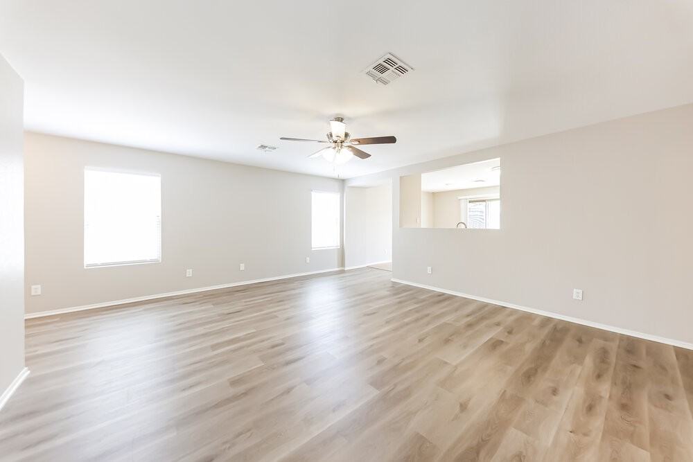 3033 W Desert Vista Trl - Photo 4 of 16
