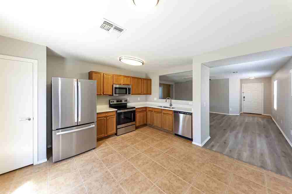 3033 W Desert Vista Trl - Photo 6 of 16