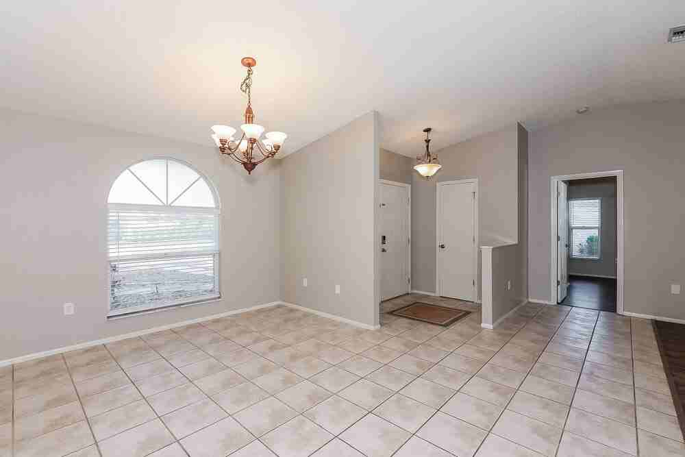 2444 Briar Oak Cir - Photo 7 of 19