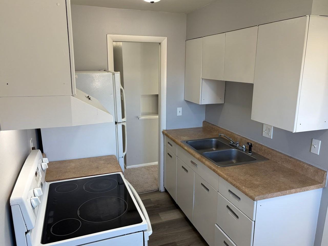 Quiet Location Central to Everything - Photo 7 of 20