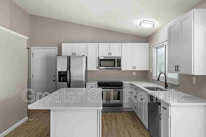 208 Laurelwood Dr - Photo 5 of 27