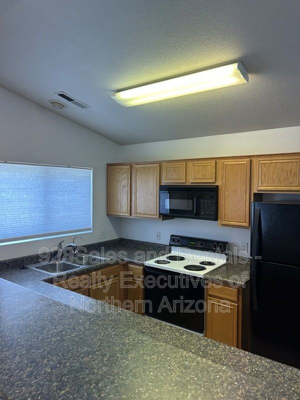 6485 E Settlers Run Rd #10 - Photo 5 of 21