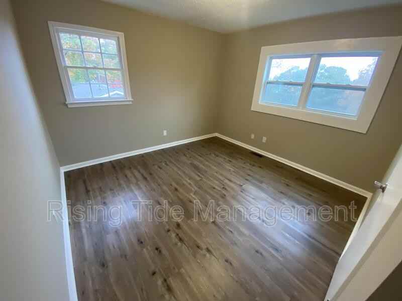 405 Lance Ln - Photo 6 of 13