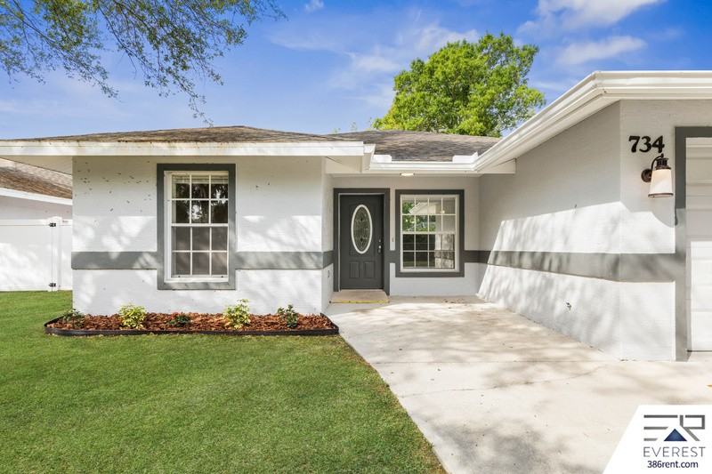 734 Flora St - Photo 6 of 43