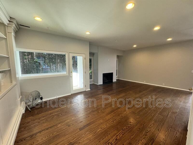 501 Fenton Pl #K - Photo 2 of 16