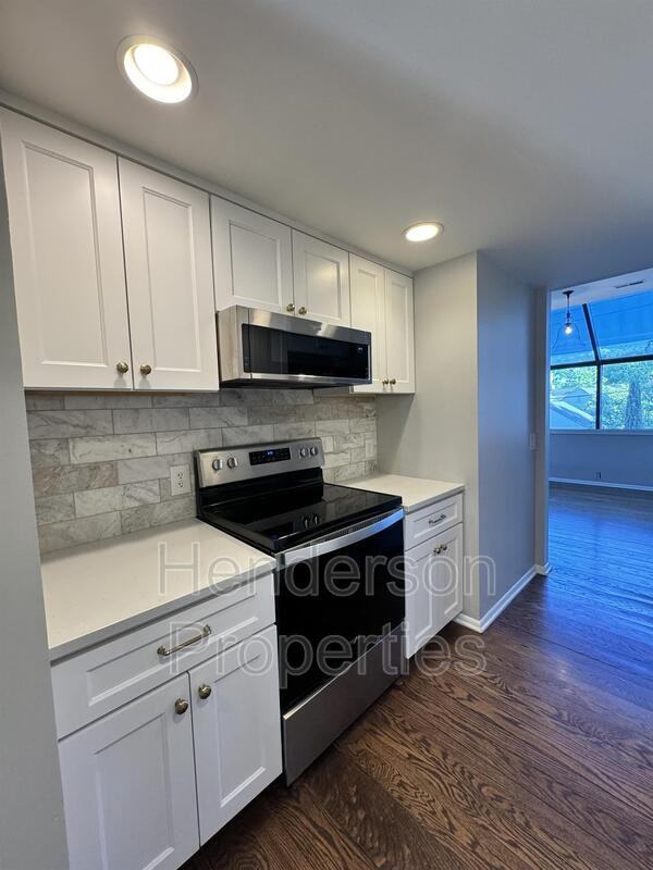 501 Fenton Pl #K - Photo 4 of 16