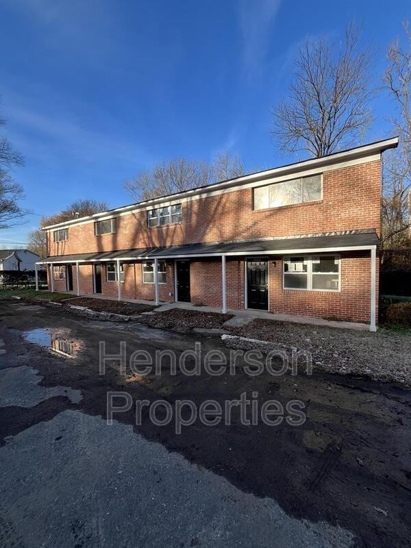 2715 Dundeen St - Photo 2 of 8