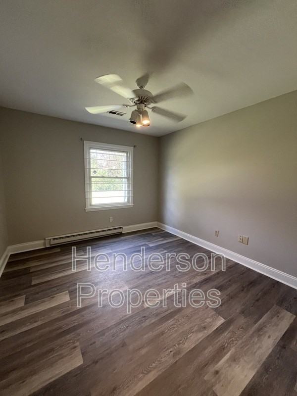 300 W Arrowood Rd - Photo 6 of 7