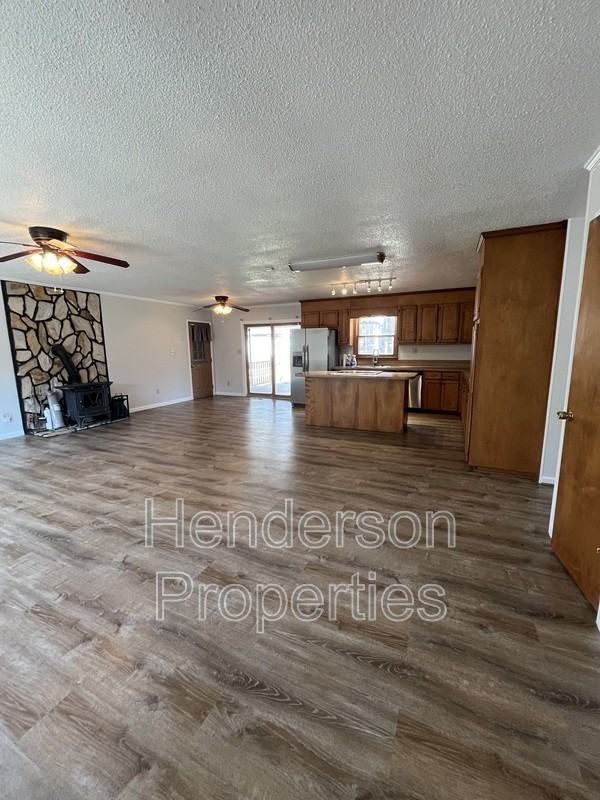 3236 Beaman Ave - Photo 2 of 10