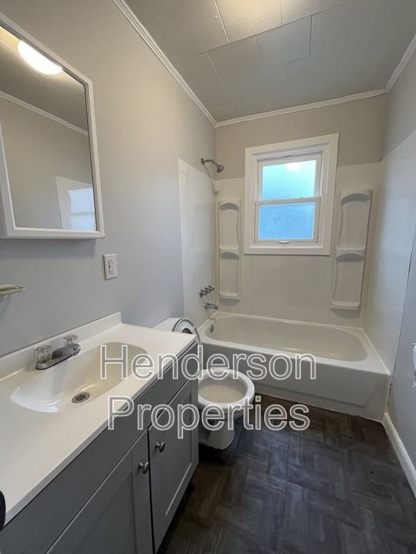 1506 Seigle Ave - Photo 4 of 12